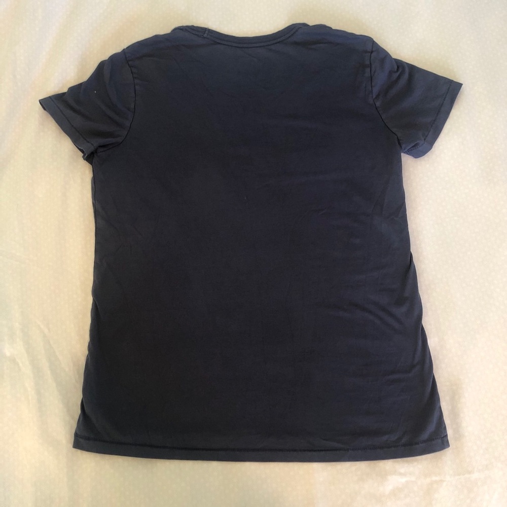 Universal threads basic V neck tee - Picture 3 of 3